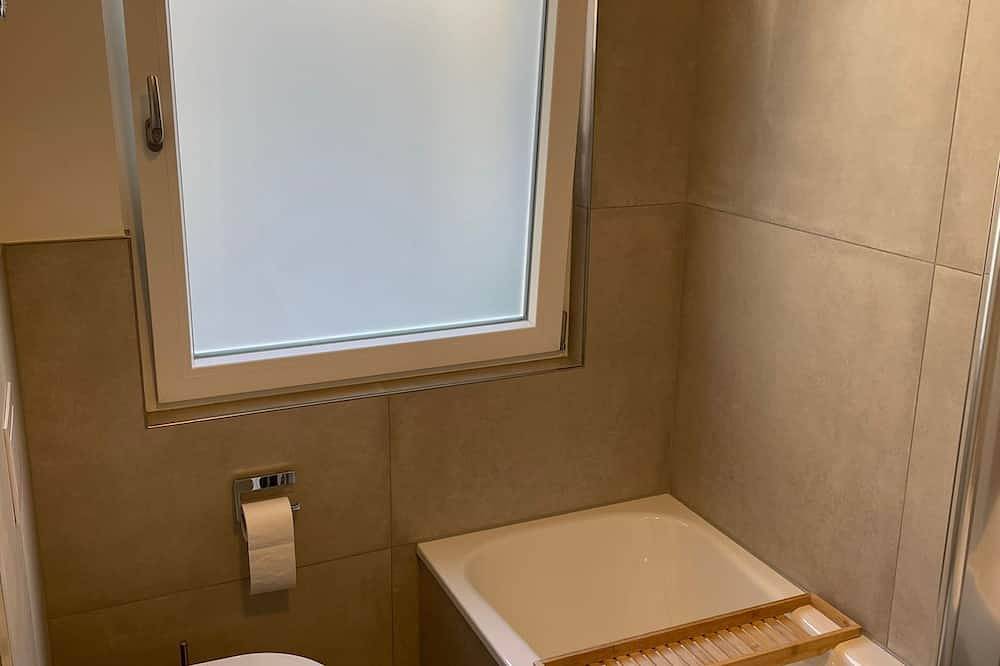 Ganze Wohnung, 👉 Fewo Emma 👈 Zentral, gemütlich und ruhig! \nnicht irgendwo auspacken❣️ in Rüdesheim am Rhein, Rheingau-Taunus-Kreis