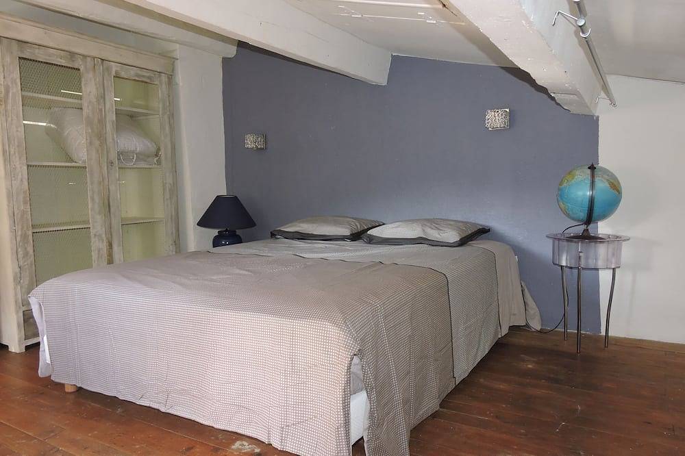 Maison provençale au coeur des collines in Roquevaire, Côte méditerranéenne (France)