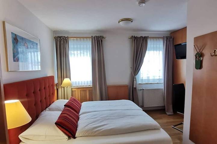Ferienwohnung für 2 Personen, mit Terrasse und Sauna sowie Garten - 1