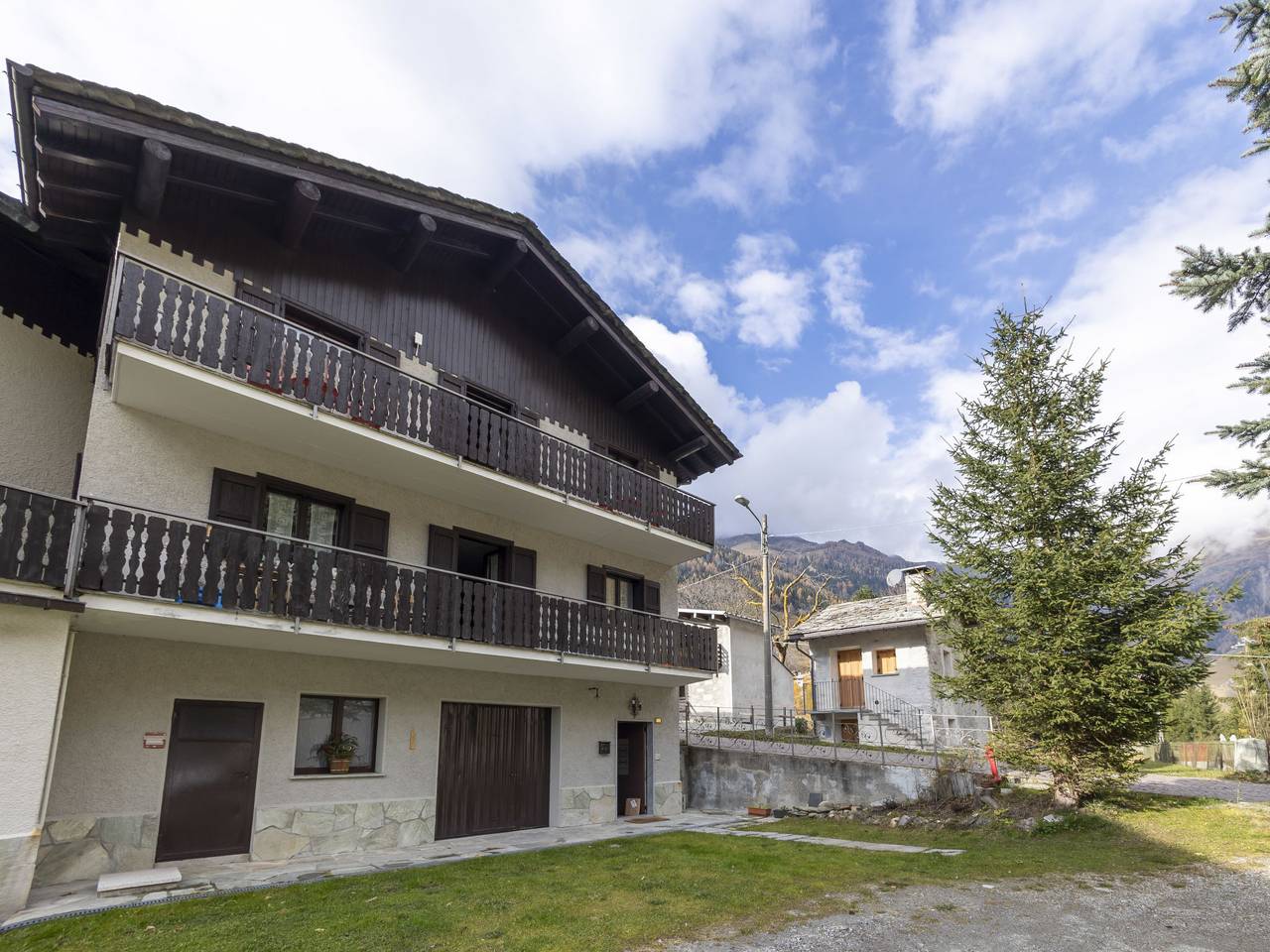 Appartamento intero, Isola di Madesimo Apartments in Isola (Madesimo), Madesimo