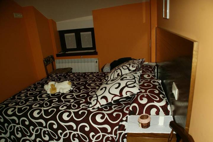 Casa rural para 5 personas, con balcón y vistas en La Carballeda - 4