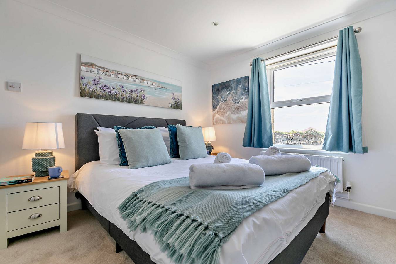 Holiday Rental for 10 People in Porthleven, Cornwall