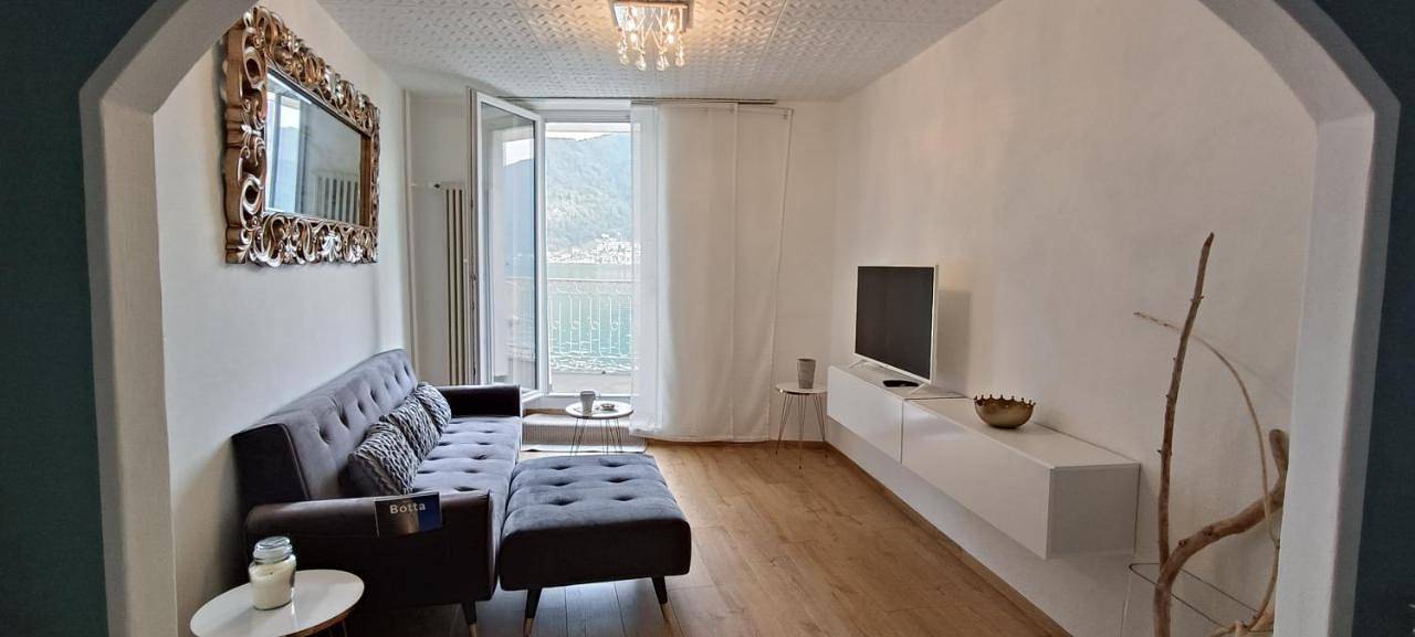 Ganze Wohnung, Two-Bedroom Apartment in Caslano, Luganersee