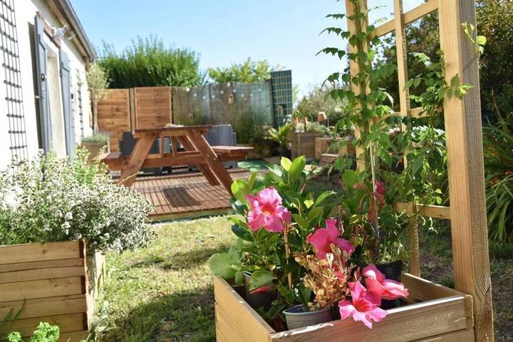 Location de vacances pour 4 personnes, avec jardin à Saint-Jean-du-Doigt - 2