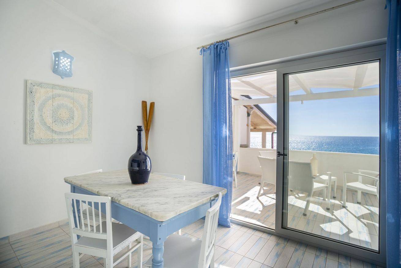 Ganze Wohnung, Terrazza sul mare - Beach front in Santa Maria (Vibo Valentia), Vibo Valentia Provinz