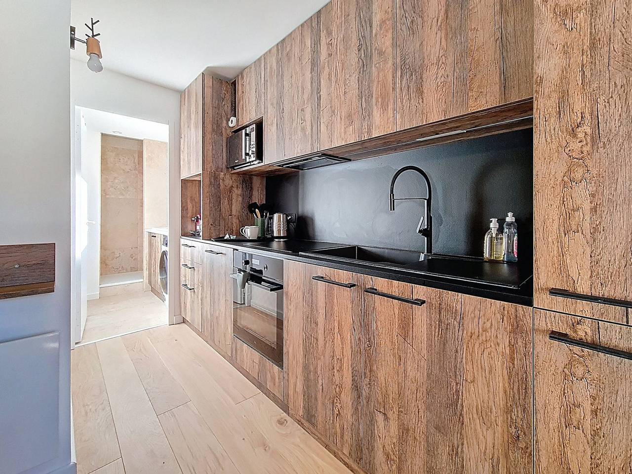 Apartamento entero, Amplio apartamento con Wi-Fi, balcón, cerca de pistas, 8 personas in Val Thorens, Les Trois Vallées