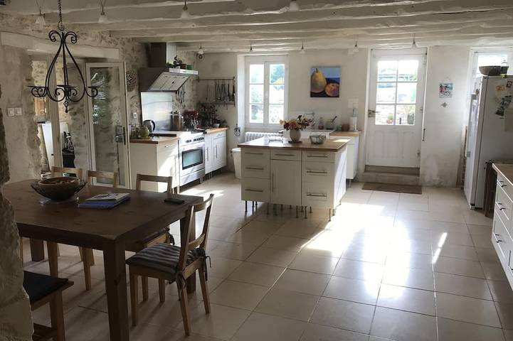 Gîte pour 15 personnes, avec jardin à Dignac - 4