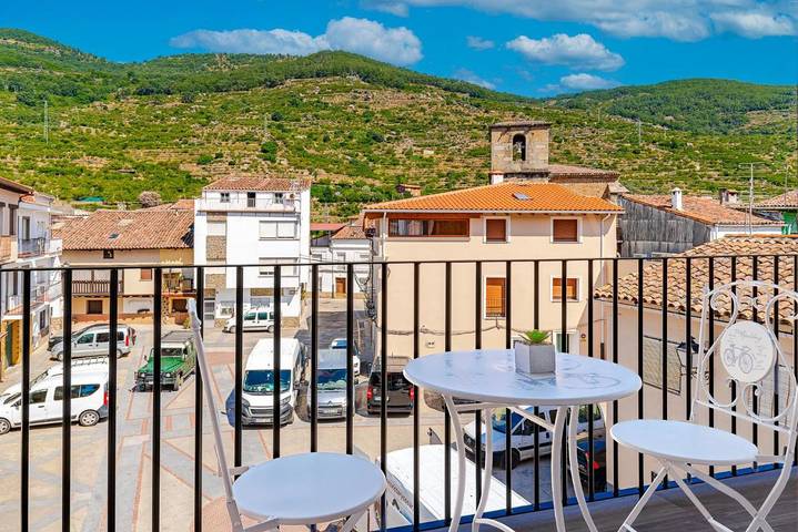 Apartamento para 4 personas, con Terraza además de Jacuzzi y Vistas en Navaconcejo