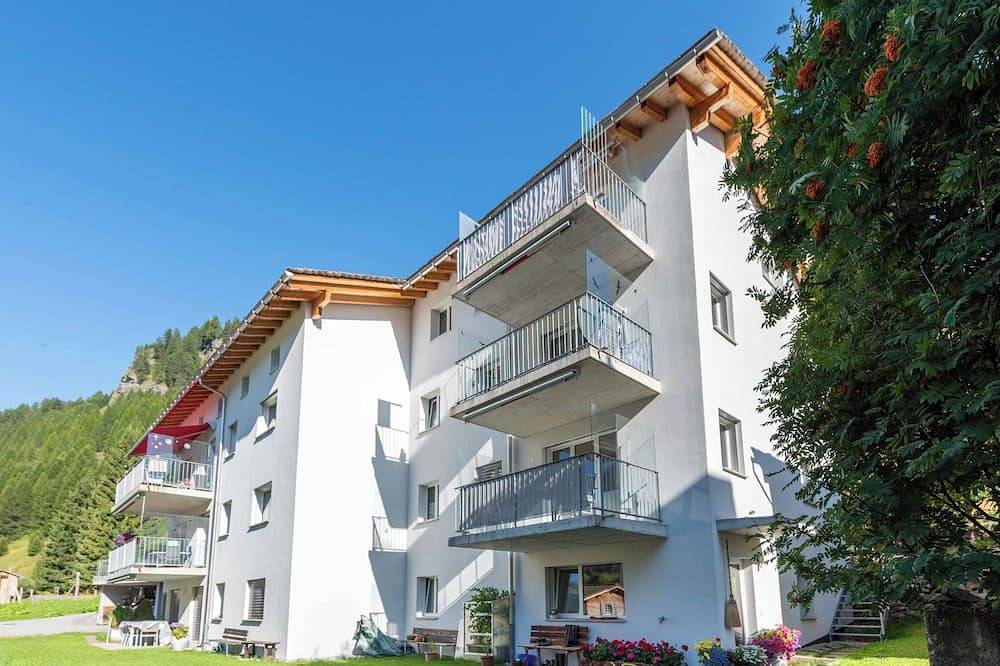 Ganze Wohnung, Mengelt, (Splügen). in Rheinwald, Hinterrhein
