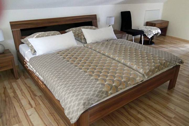 Ferienwohnung für 2 Personen, mit Garten und Balkon in Saarburg und Umgebung - 4