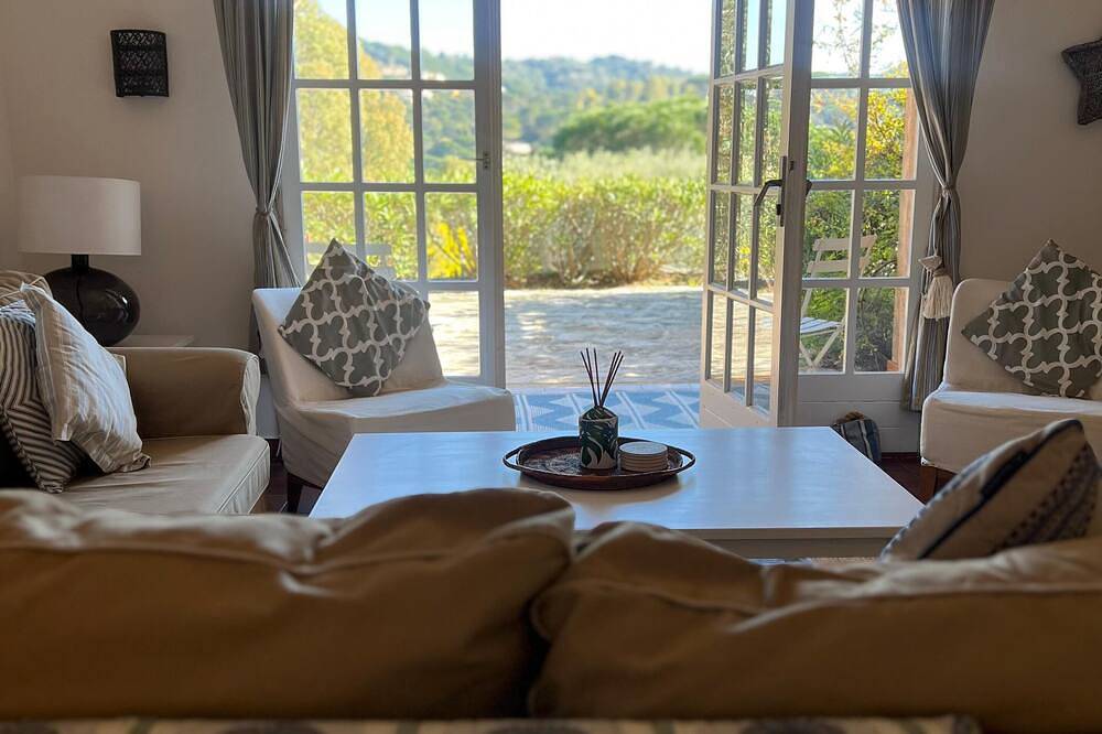 ** Sonderpreise ** Wunderschönes Strandhaus in der Nähe von St. Tropez - Meerblick - 3 Minuten zum Meer in Gigaro, La Croix-Valmer
