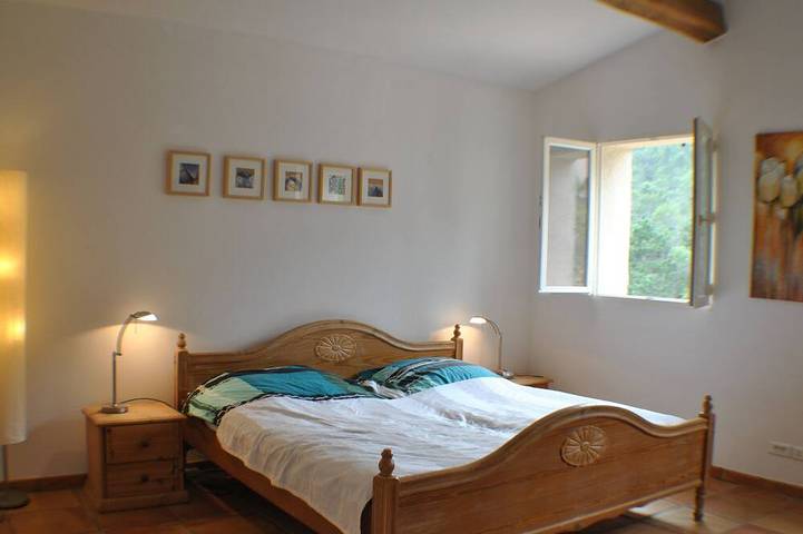 Villa pour 7 personnes, avec jardin ainsi que terrasse et jacuzzi à Seillans - 2
