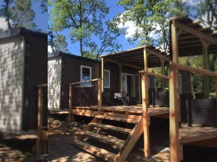 Camping pour 6 personnes, avec piscine et terrasse