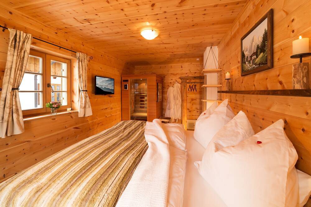 \"Der Luxus des einfachen Lebens - von Allem nur das Beste\" in Reit im Winkl, Bayerische Alpen