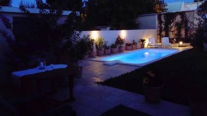 Chambre d’hôte pour 2 personnes, avec jardin et piscine ainsi que vue et terrasse à Avignon