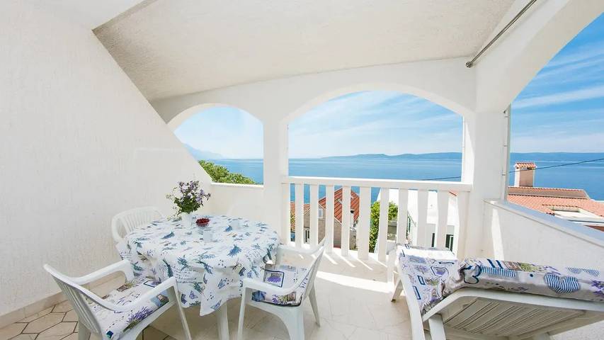 Apartament wakacyjny dla 4 osób, z taras w Pisak