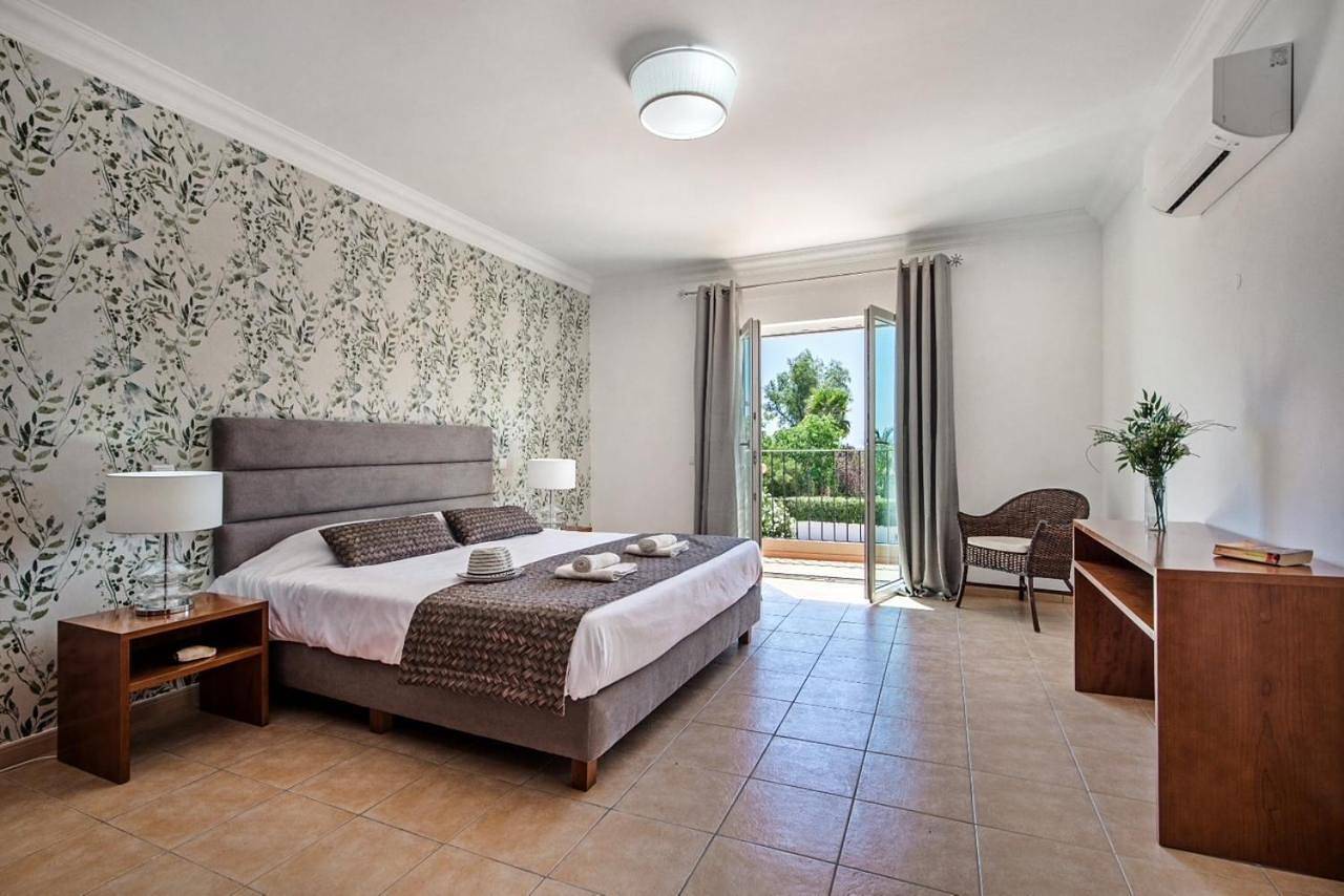 Villa in Quelfes, Ria Formosa