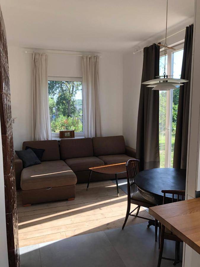 Hillside view house with garden, private parking, quiet location - 12 min to Old town anytime, Long stays welcome in Vilnius, Lithuania