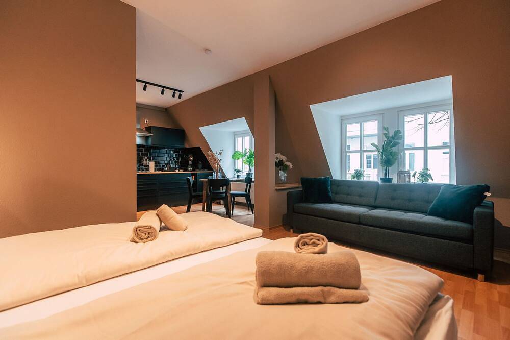 Apartamento entero, City Studio mit Wohnküche - Luga Homes - Chausseehaus in Leipzig Mitte, Leipzig