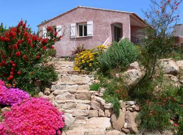 Villa pour 6 personnes, avec terrasse et jardin, animaux acceptés à Porto-Vecchio