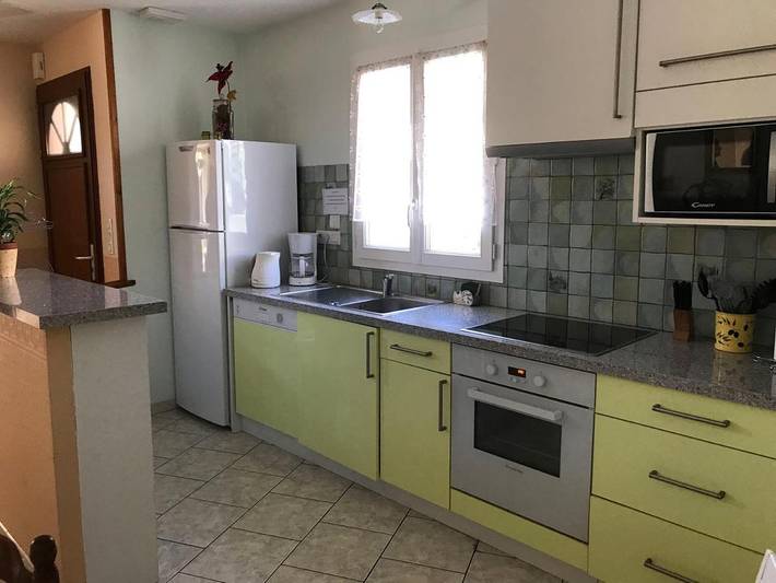 Location de vacances pour 5 personnes, avec terrasse à Lizant - 2