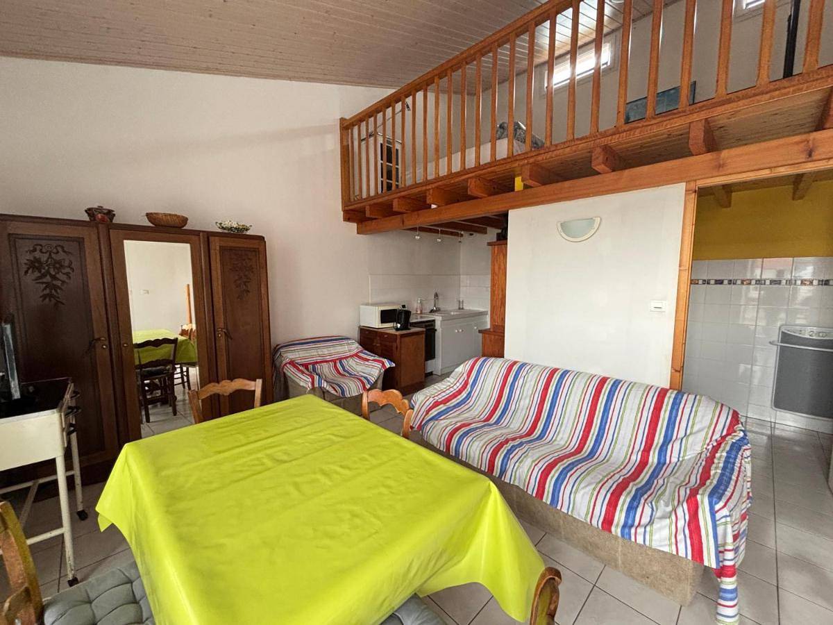 Maison au bourg de Saint-Mathurin, proche commerces, à 10km des plages des Sables d'Olonne, pour 2 pers. - Fr-1-197-546 in Saint-Mathurin, Vallée de la Loire