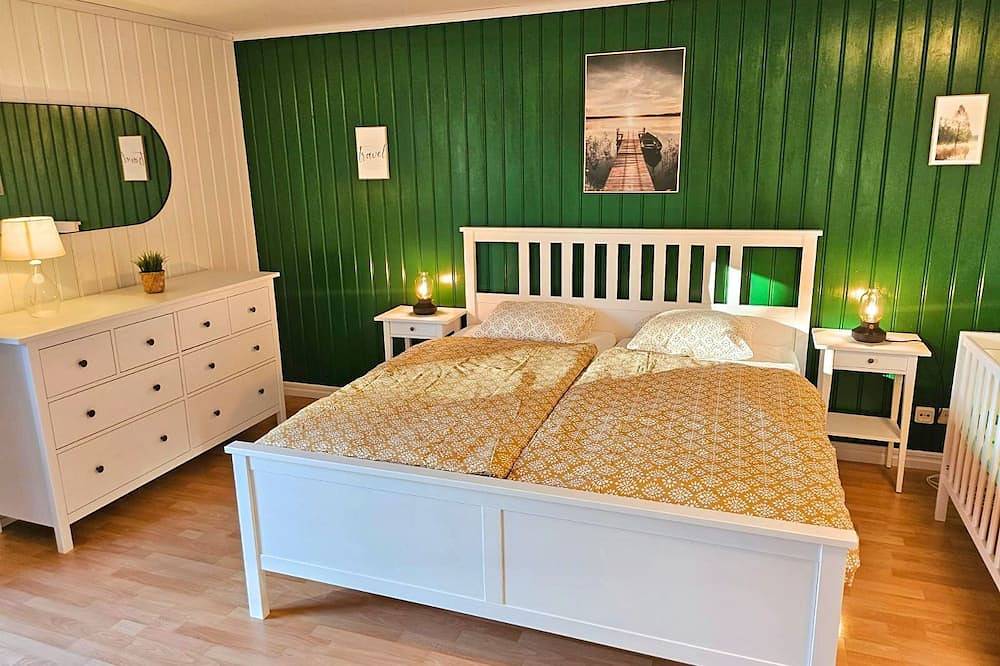 Villa Lotte – Ferienhaus in Südschweden mit Sauna, Kamin, Boot & in Seenähe in Alsterbro, Nybro und Umgebung