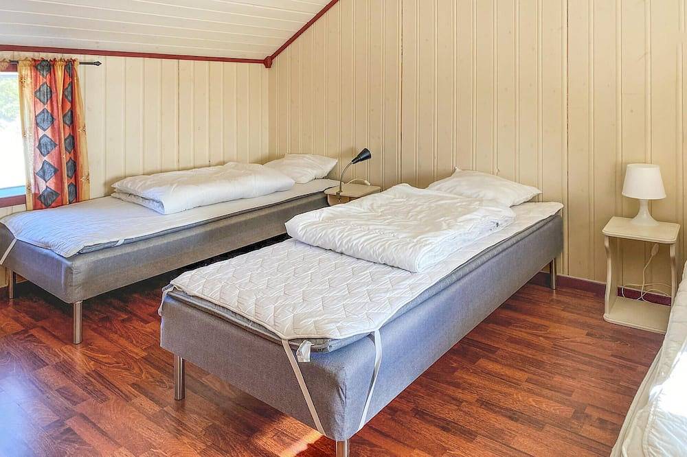 Gorgeous home in Kverva with Wifi in Frøya