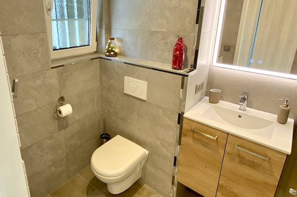 Appartement entier, Studio les pieds dans l’eau in Canale-di-Verde, Arrondissement de Corte
