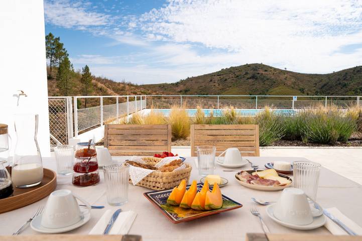 Entire studio, Studio 'Este' – Monte de Torquines in Saboia, Alentejo Litoral
