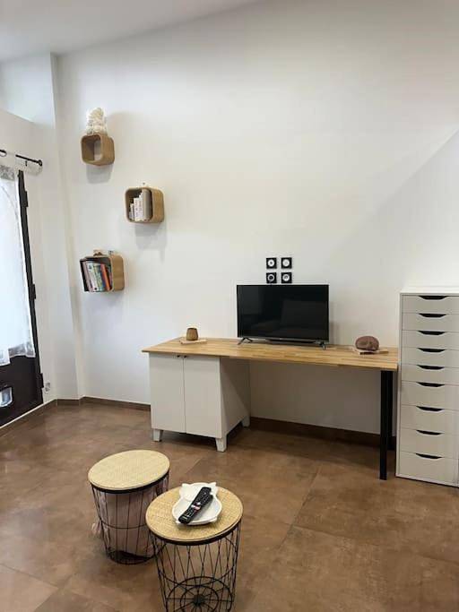 Gîte pour 2 personnes, avec terrasse à Châteauneuf-de-Gadagne - 3