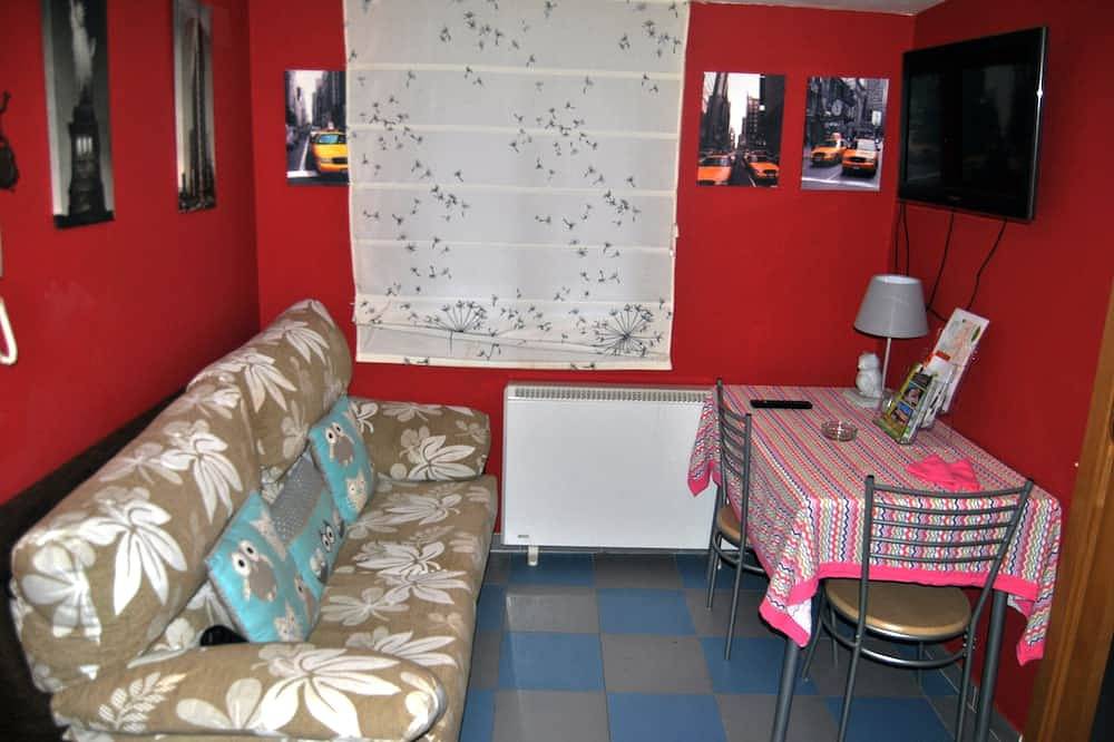 Apartamento entero, Cabaña  rural de lujo para 2 personas en plena sierra de Guadarrama in Collado Mediano, Provincia de Madrid