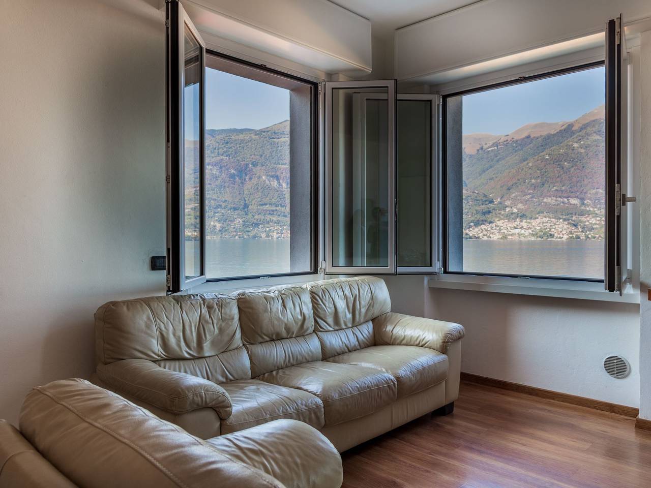 Appartement entier, Mit Blick auf den Comer See in Lezzeno, Lac de Côme