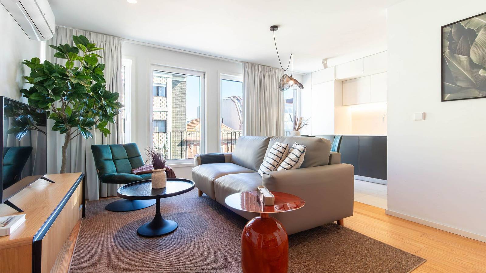 Geheel appartement, Vakantieappartement voor 4 personen met terras in Santo Ildefonso, Porto