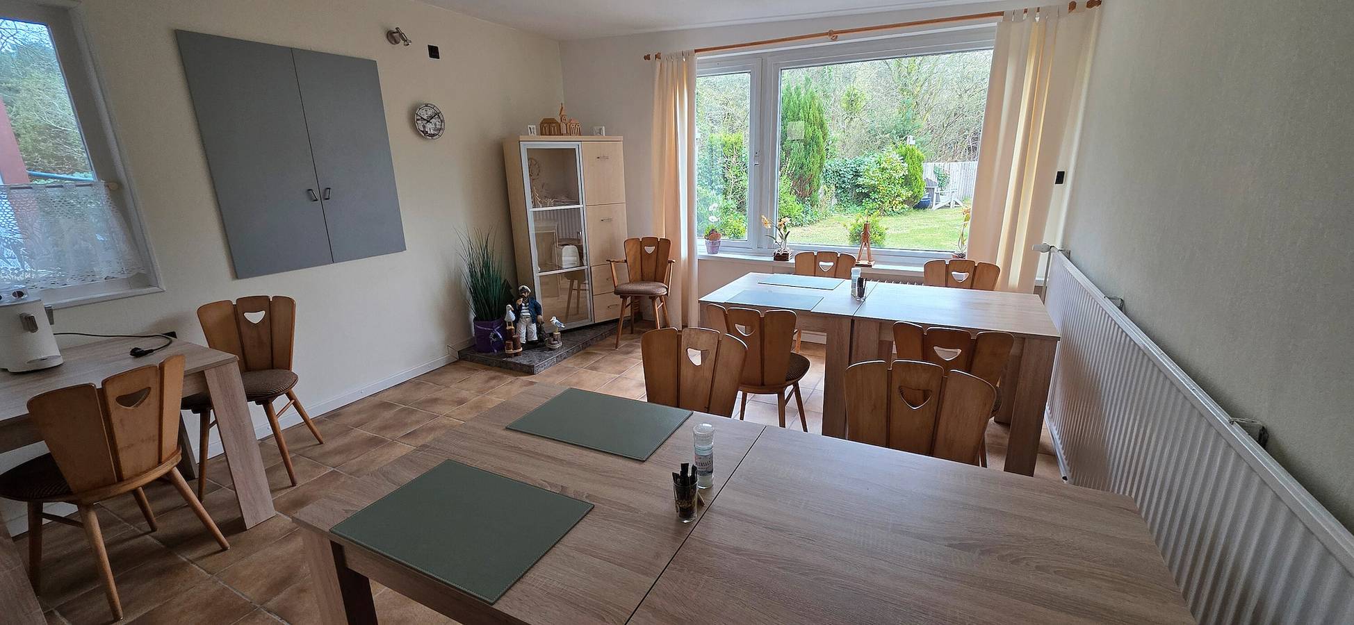 Ganzes Studio, Zimmer 'Doppelzimmer 2' mit gemeinsamer Terrasse, privatem Garten und Wi-Fi in Sahlenburg, Cuxhaven