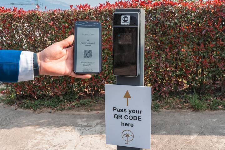 Ferienpark für 6 Personen, mit Sauna und Whirlpool sowie Terrasse in den Alpen - 3