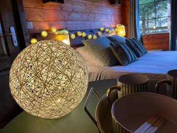 Chambre d’hôte pour 2 personnes, avec vue et jardin à Lacaune