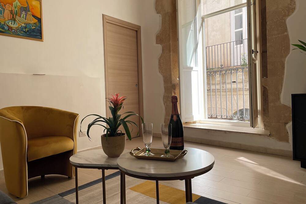 Entire apartment, In the heart of Ortigia in Ortigia, Syracuse