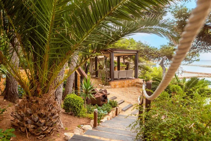 Chalet para 2 personas, con piscina además de vistas y jardín - 1