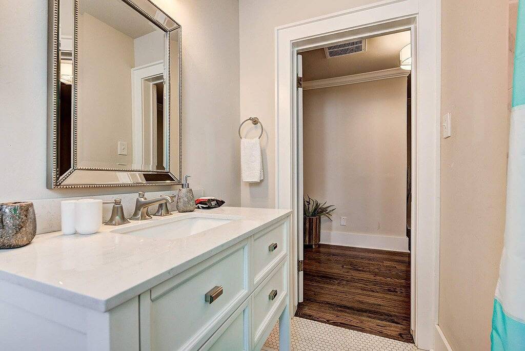 Ganze Wohnung, Lincoln Tudor I-near Ou Med, Bricktown, Arena in Oklahoma City, Oklahoma County