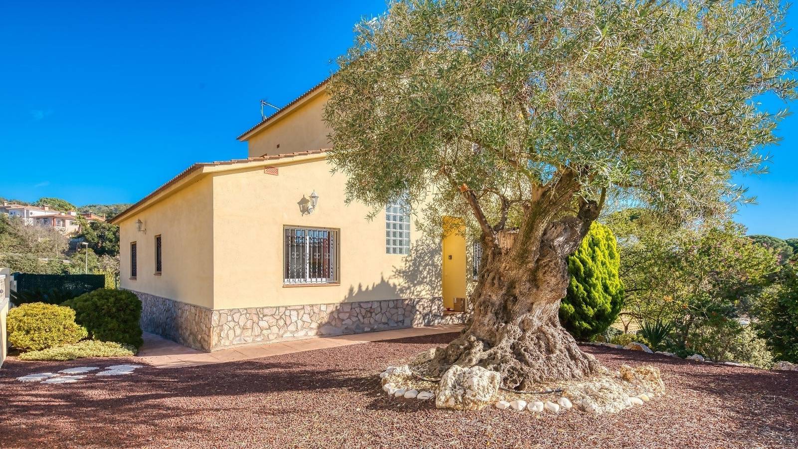 Villa 'Costacabana - Villa Holiday' mit Meerblick, Privatem Pool und Wlan in Lloret de Mar, Costa Brava