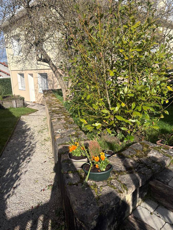 Location de vacances pour 4 personnes, avec jardin et vue à Montceau-les-Mines - 4