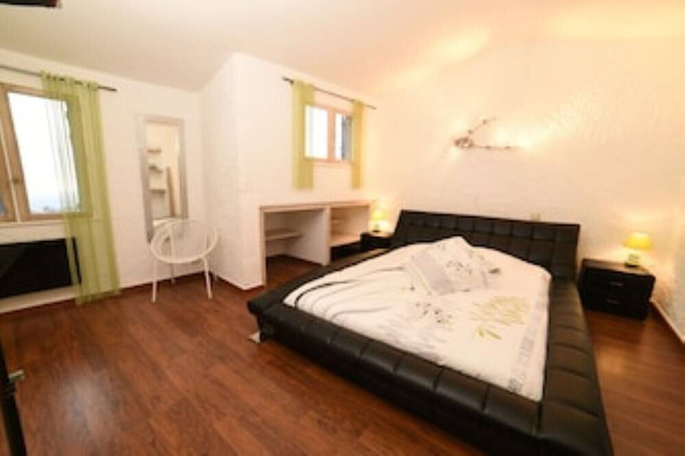 Promo - 40% from July 05 to 12: Heated swimming pool, Jacuzzi, sauna, steam room in Châteauneuf-Grasse, Cannes region