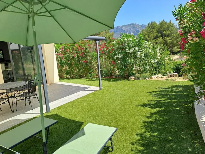Apartamento de vacaciones para 3 personas, con jardín y vistas - 1