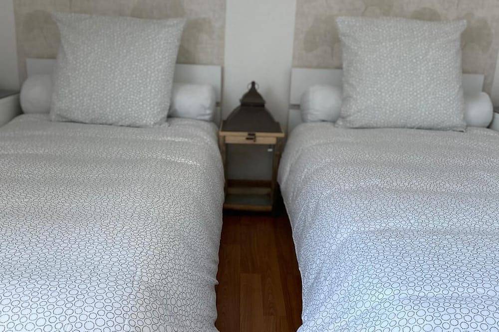 Appartement entier, Nouveau!! Location \"Bord De Mer\" Appartement plein centre à Loctudy ⭐️⭐️⭐️ in Loctudy, Région de Quimper