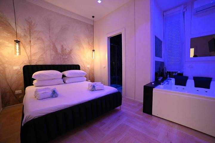 Ferienwohnung für 4 Personen, mit Garten und Whirlpool in Brindisi