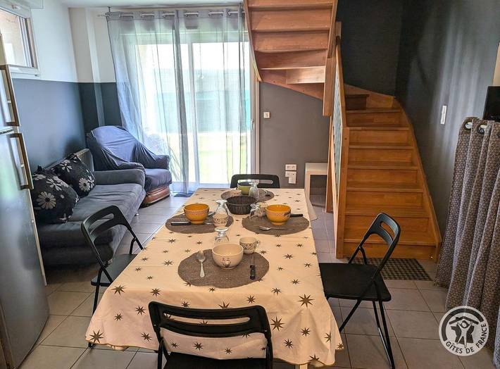 Gîte pour 6 personnes, avec Terrasse et Jardin