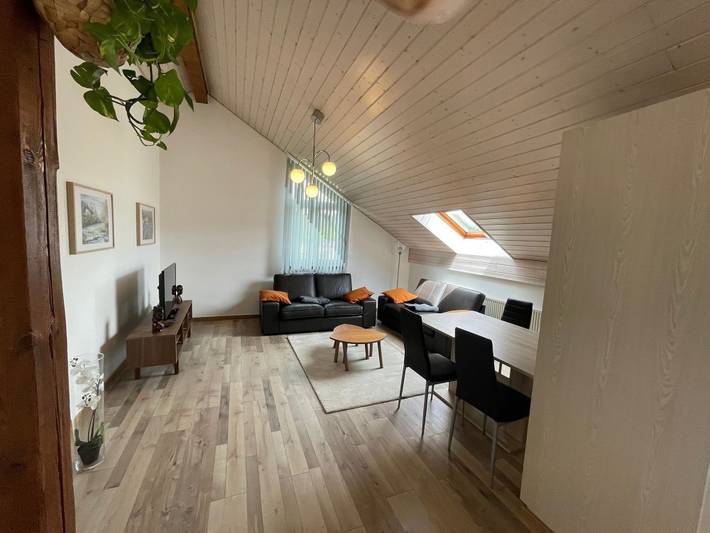 Gîte pour 4 personnes, avec balcon dans Canton du Jura