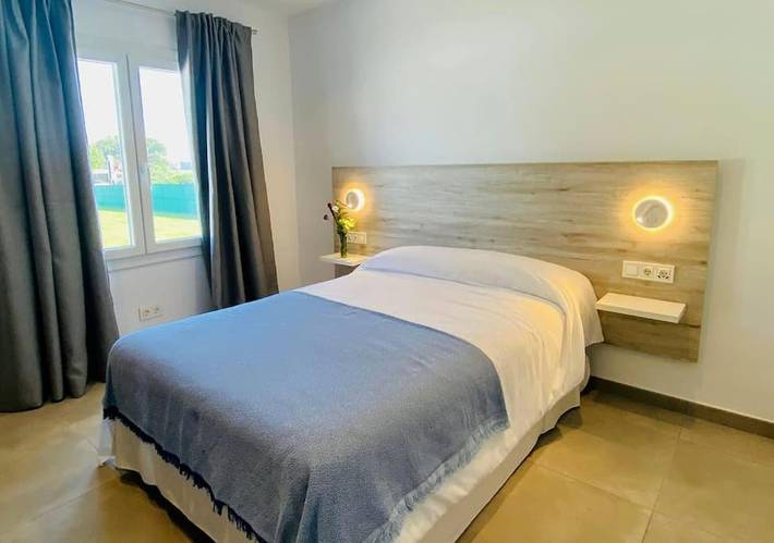 Finca für 8 Personen, mit Balkon und Terrasse sowie Garten und Pool in San Roque - 3