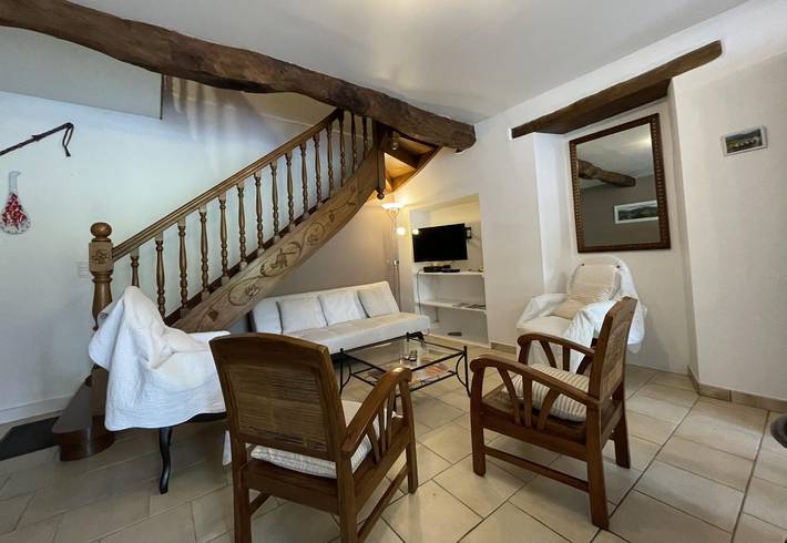 Gîte pour 8 personnes, avec terrasse et jardin à Bidarray - 3